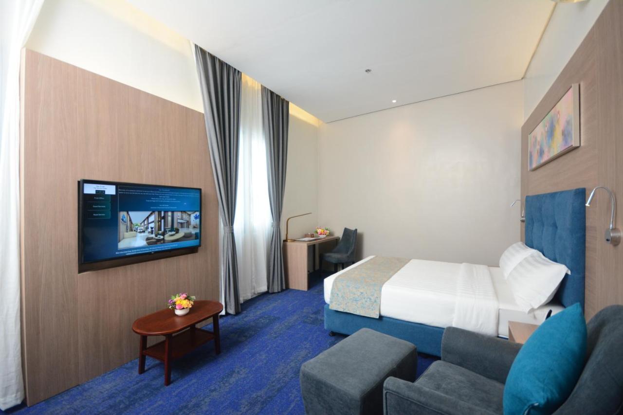 Blue Lotus Hotel 4*